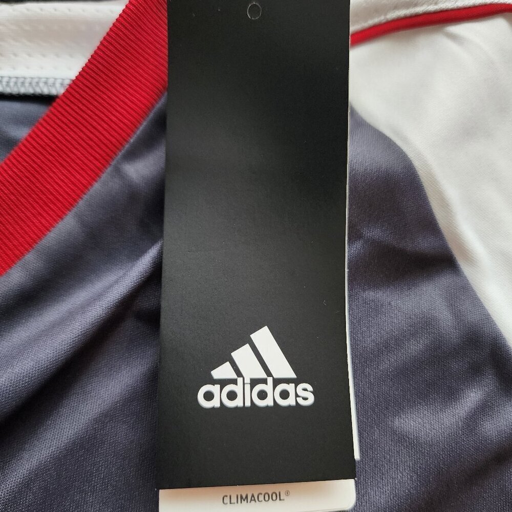 Tiro 17 Women's Soccer Jersey NWT Adidas Size Large JSY Athletic Futbol-Football - Picture 8 of 9